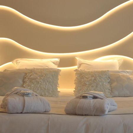 La Villa Dolce Suites&Chambres d'hôtes La Rochelle  Extérieur photo