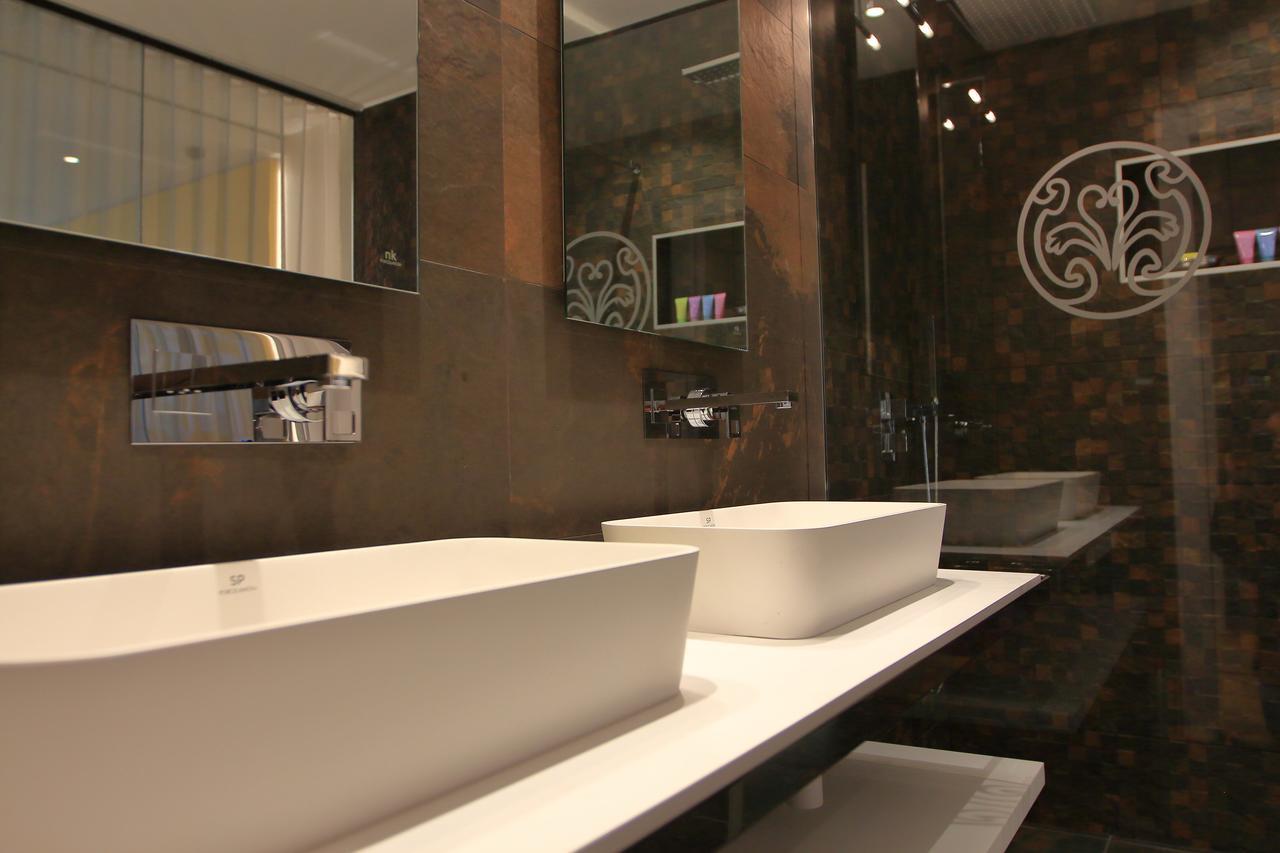 La Villa Dolce Suites&Chambres d'hôtes La Rochelle  Extérieur photo
