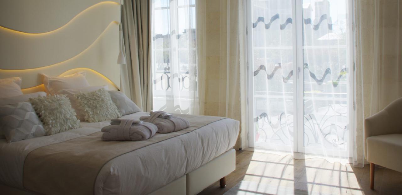 La Villa Dolce Suites&Chambres d'hôtes La Rochelle  Extérieur photo